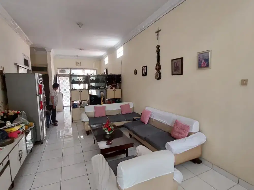 DIJUAL CEPAT BU RUMAH KOMPLEKS GRAWISA WIJAYA KUSUMA JAKARTA BARAT