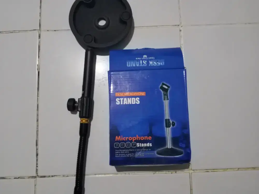 BETAVO ST 203 - DESK MICROPHONE STAND