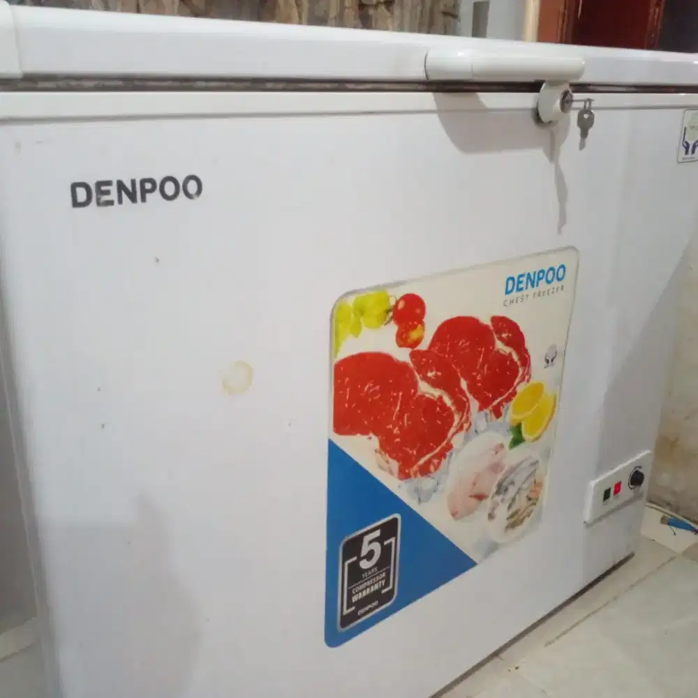 di jual freezer box merk MODENA kapasitas 220 Liter ORISINIL