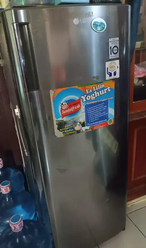 Kulkas frezer rak 6 merk LG