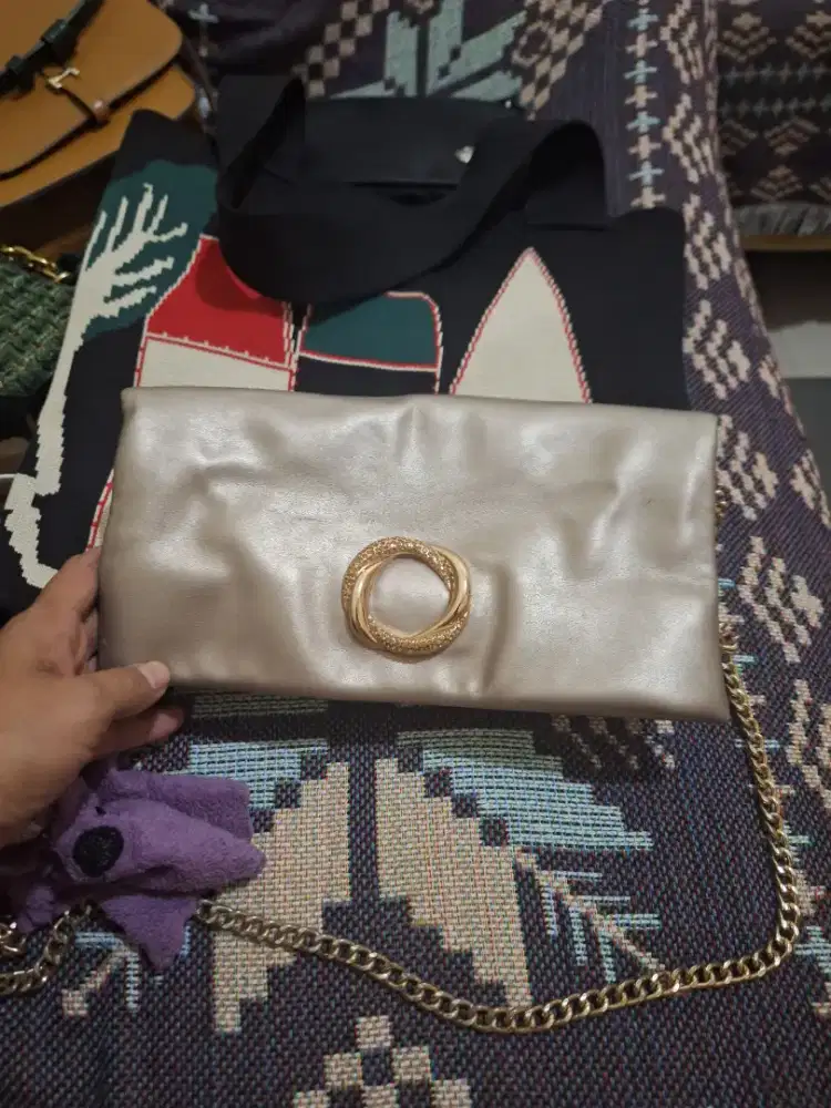 Tas bekas kondisi lumayan mulus