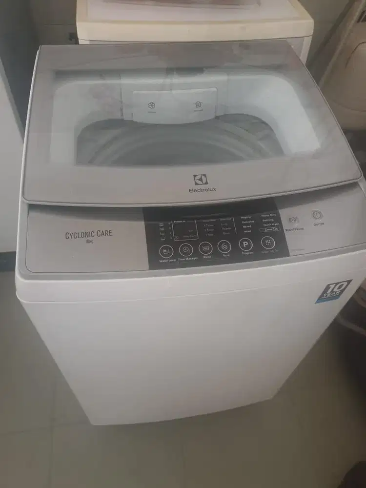 Mesin cuci electrolux