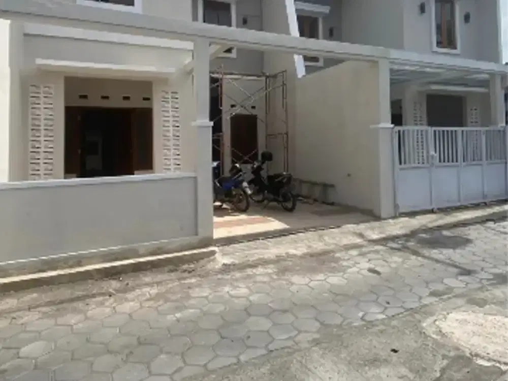 Rumah Mewah Dijual Dalam Ringroad Dekat Transmart Jogjs