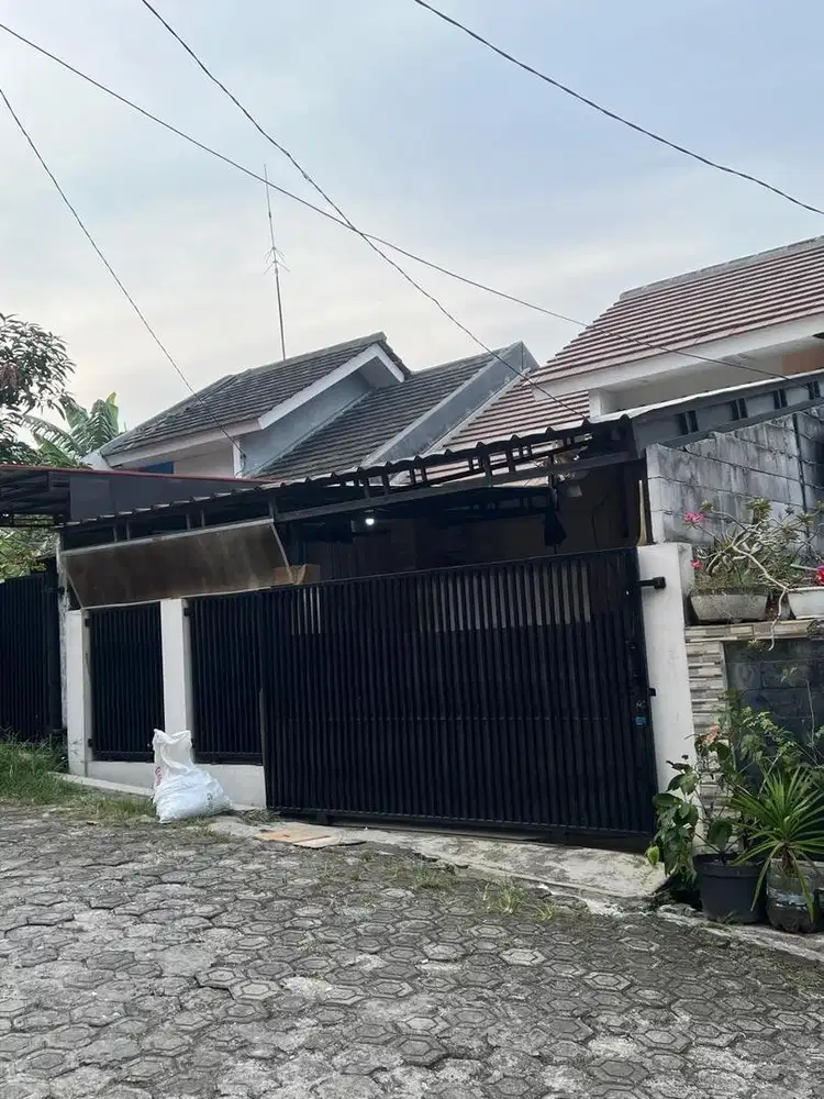 1 unit rumah 2 kamar green garden 1