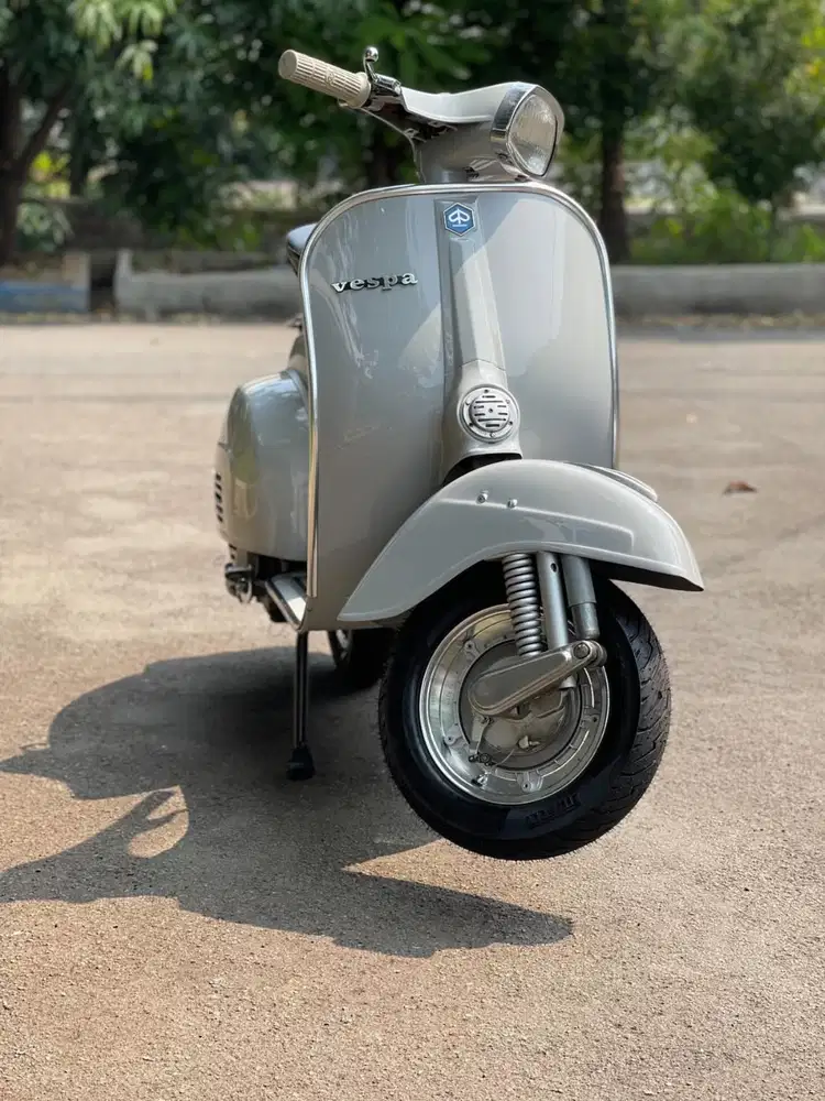 Super ‘76 abu-abu rare color, surat lengkap, mesin adem – tinggal gas