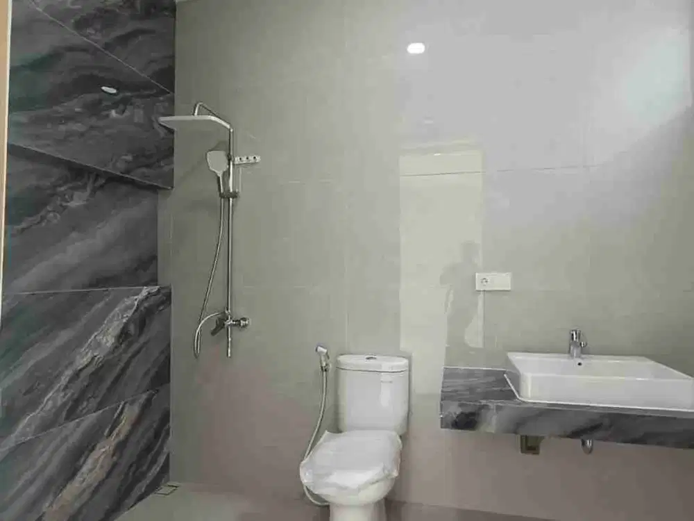 Promo Cash Rumah Mewah Setraduta  Sariwangi