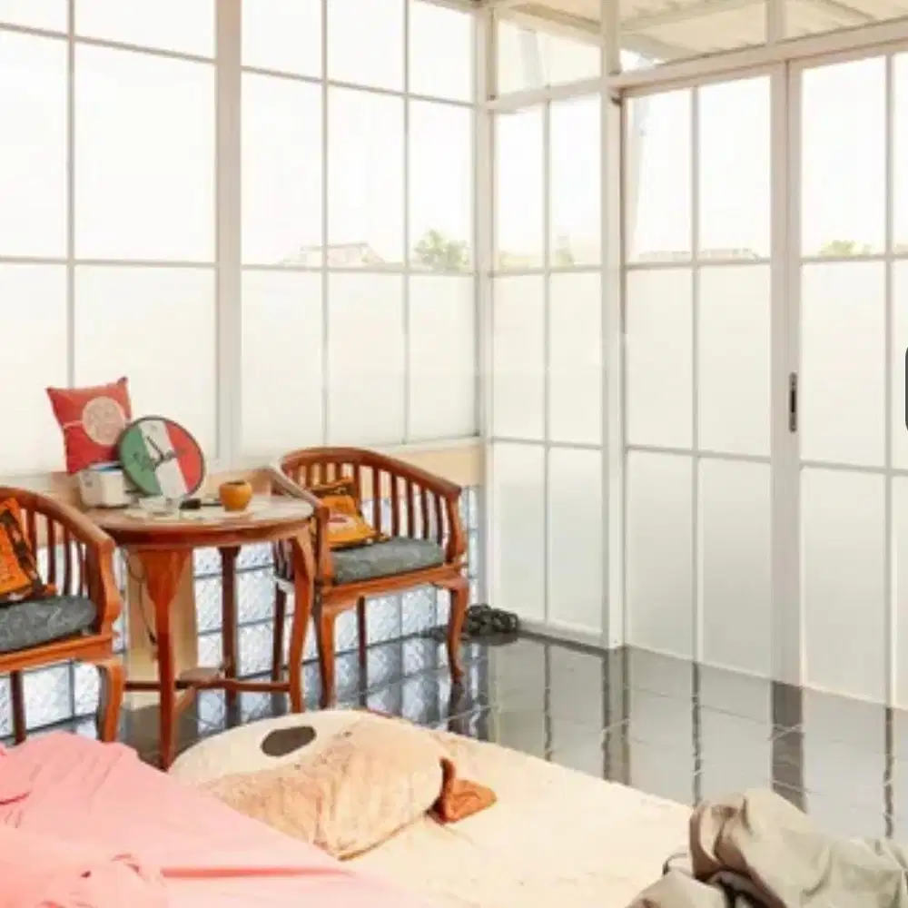 RUMAH 3 LANTAI Turun 200 juta