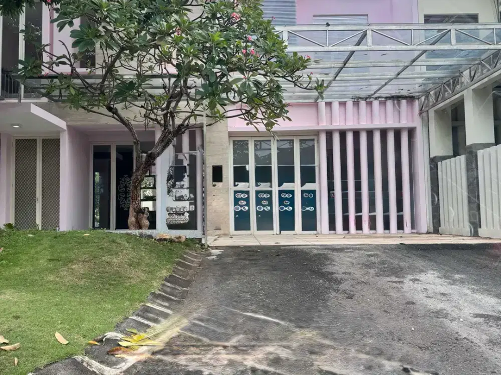 Di Sewa Palm Beach Pakuwon City Surabaya