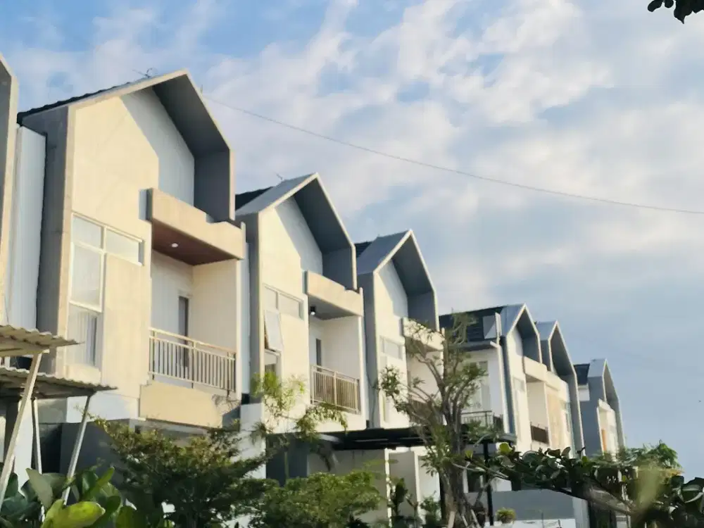 Nikmati rumah konsep villa di sebelah wisata