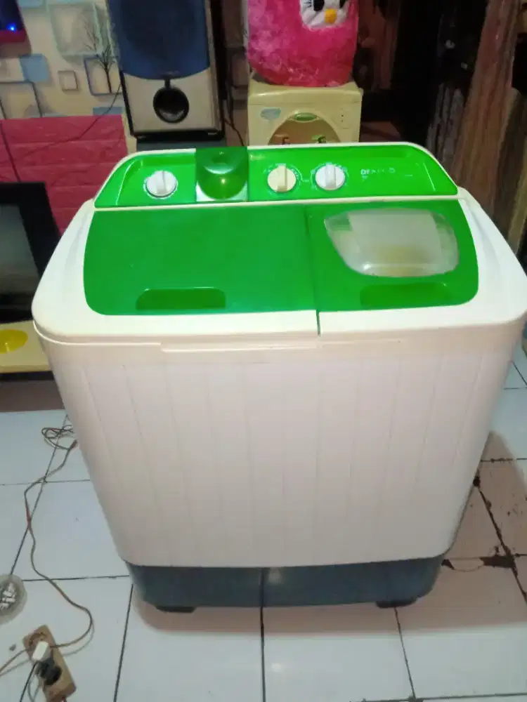 MESIN CUCI 2 TABUNG MERK DENPOO 8KG