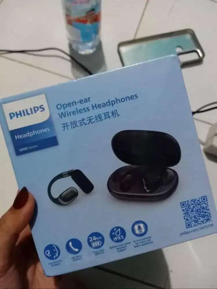 headphone ear wireless
