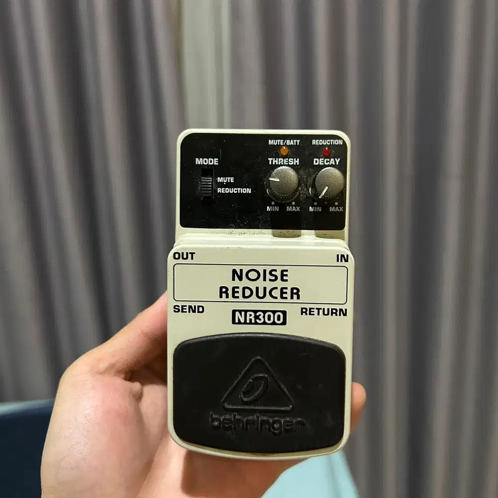 Efek Gitar - Behringer Noise Reducer NR 300
