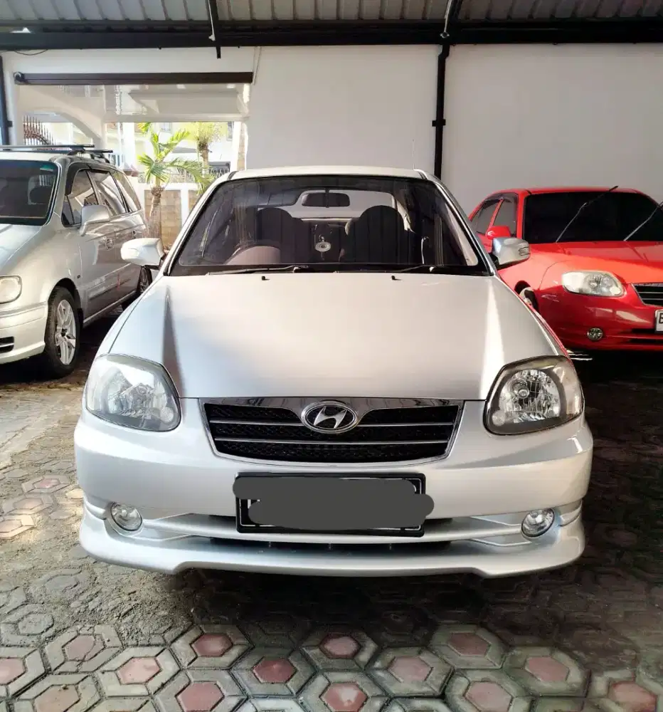 Hyundai avega GX AT 2011 silver