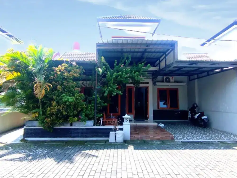 Rumah cluster nyaman dekat bandara di malangjiwan colomadu