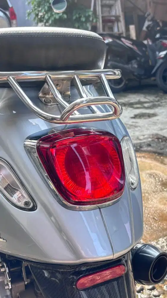 Stoplamp Vespa Primavera Original Mulus