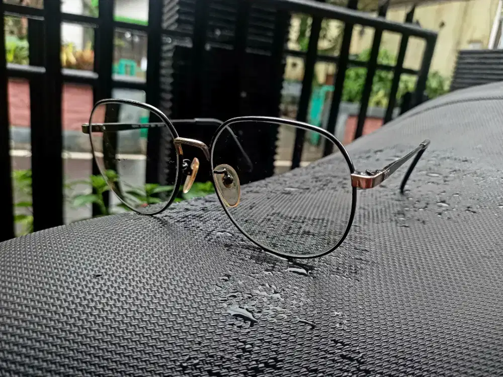 Kacamata YOUNG CHARMANT original