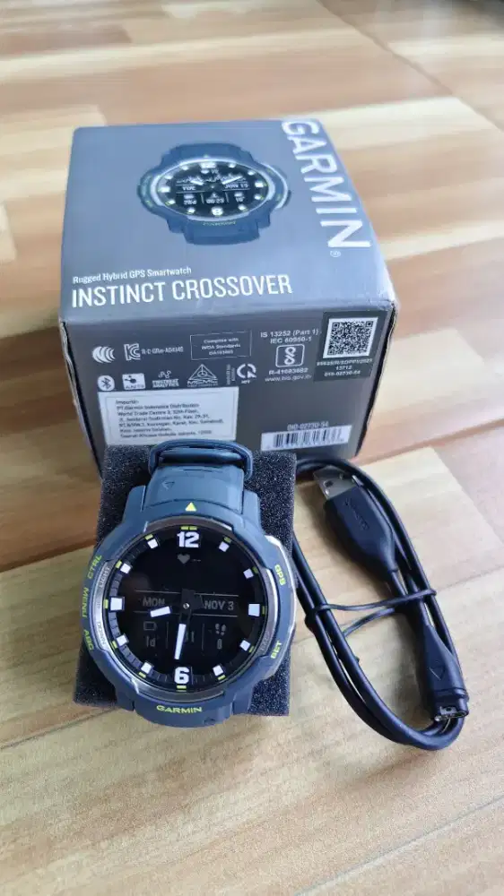 Garmin Instinct Crossover