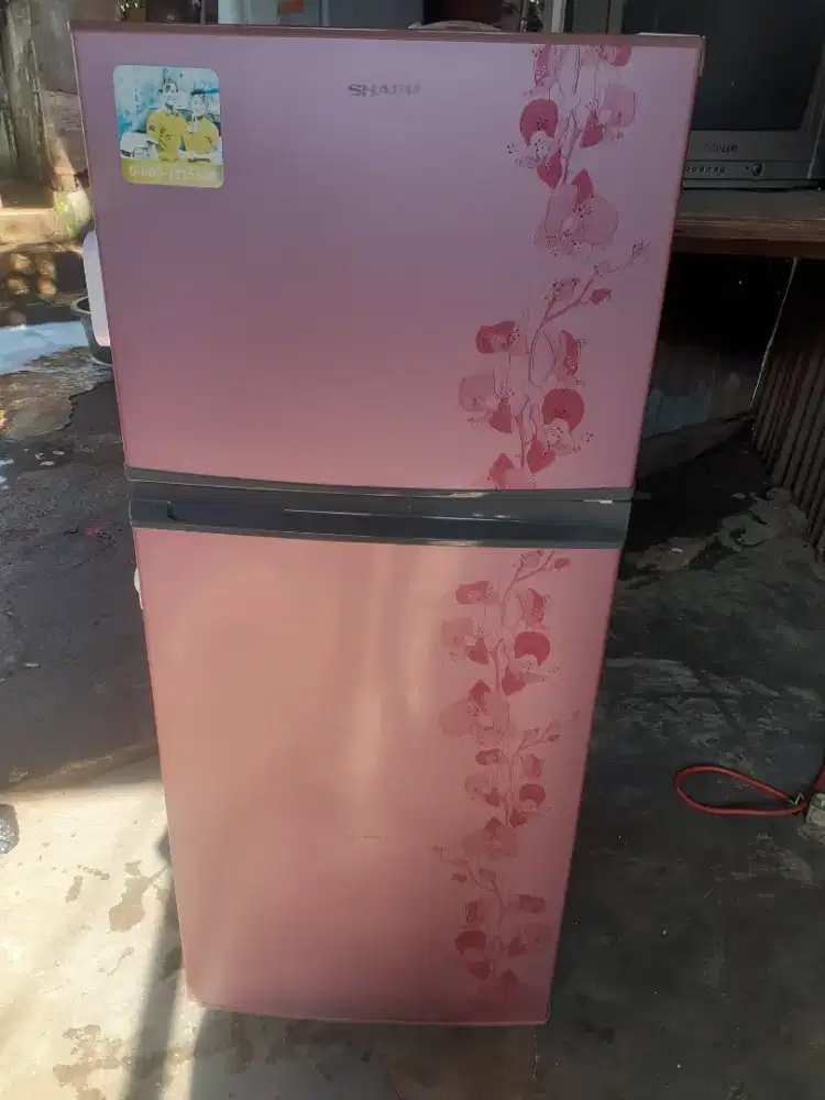 Jual klkas sharp original normal mulus garansi di anter.