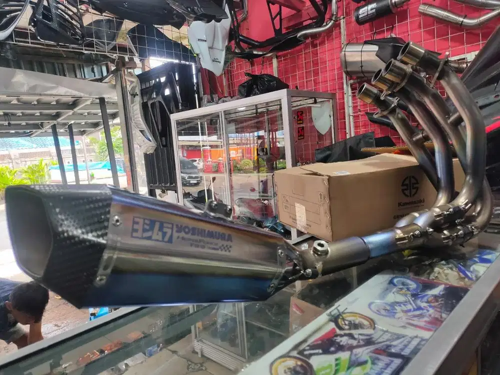 Knalpot Yoshimura ZXR25