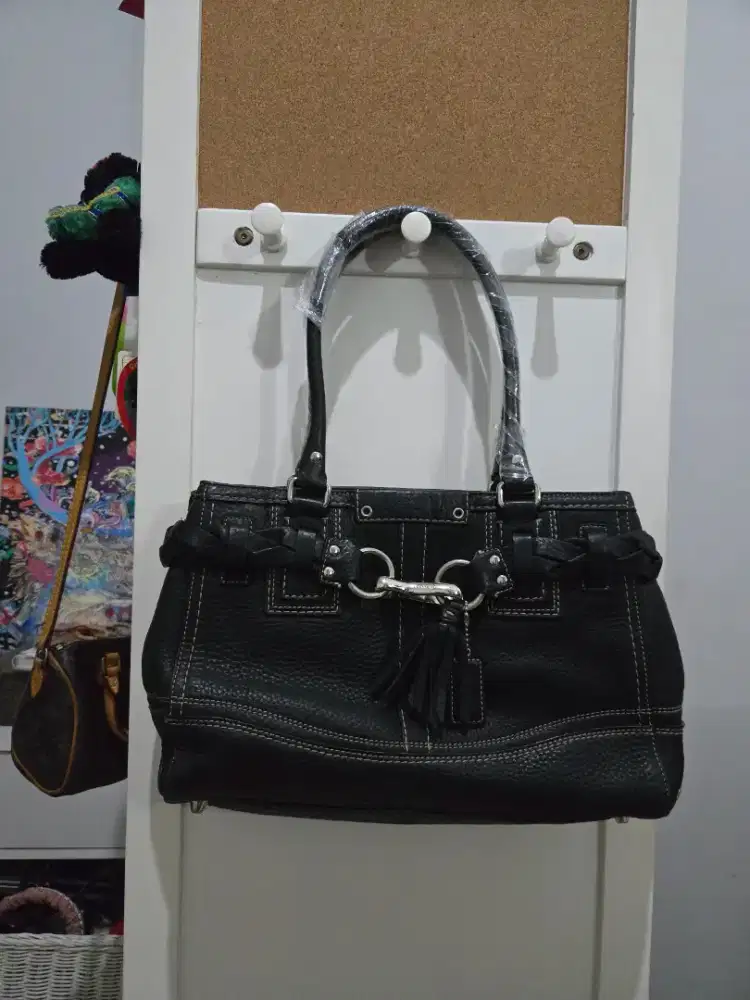 Coach Hampton Black Pebbled Leather