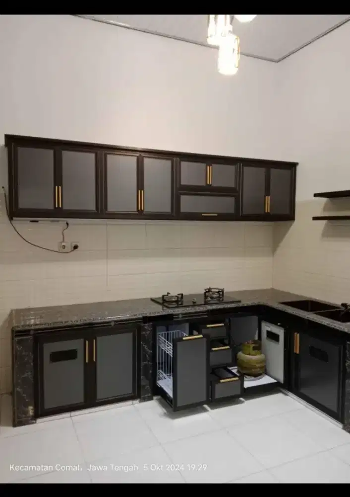 Kitchen set alumunium cantik anti rayap harga termurah