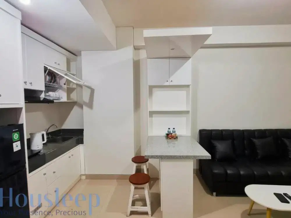 DISEWAKAN TAHUNAN SUPER LARGE APARTEMEN TRANSPARK CIBUBUR FULL FURNISH