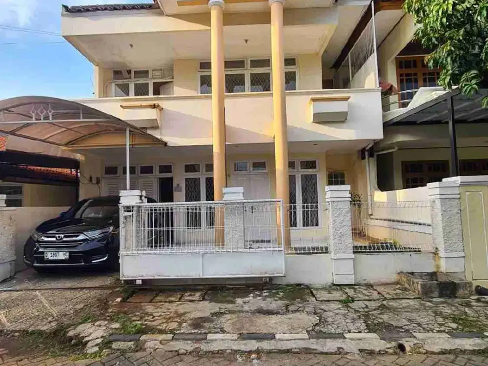 Jual rumah siap huni di  Eramas 2000 Cakung Jakarta Timur