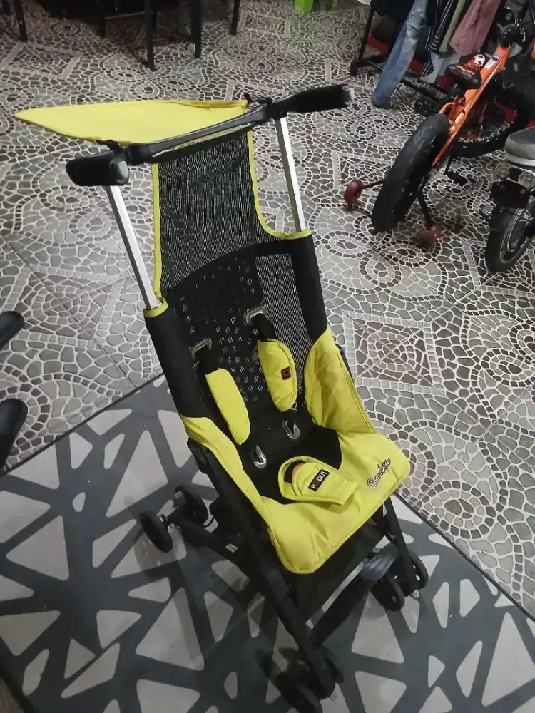 Stroler anak merk POCKET