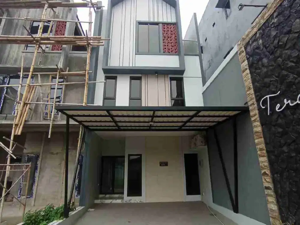 A brand new townhouse at Pejaten Village