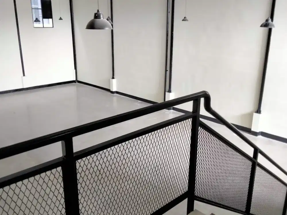 sewa gudang bagus siap pakai 100% material bagus lok strgis bbas bnjir