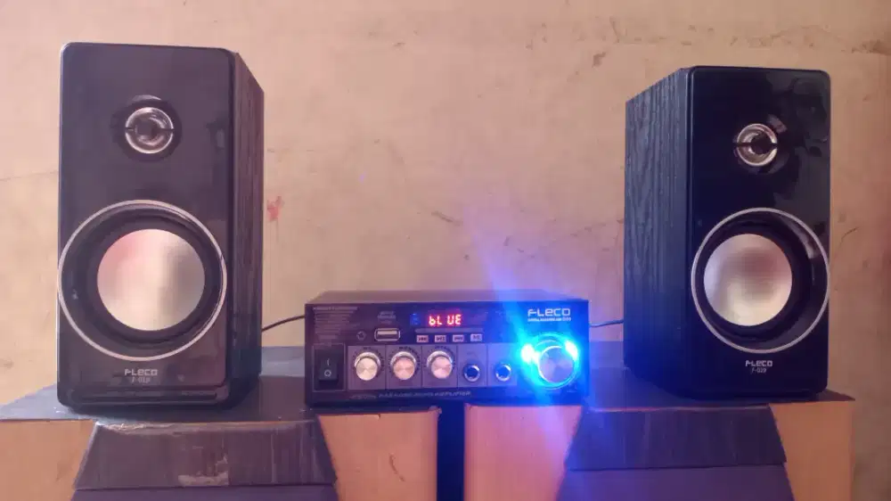 Speaker aktif amplifier fleco berikut speaker nya