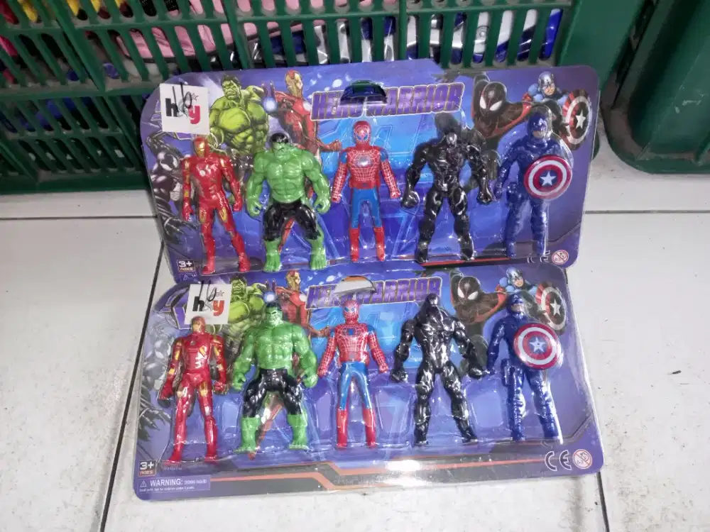 Mainan Anak Avengers isi 5