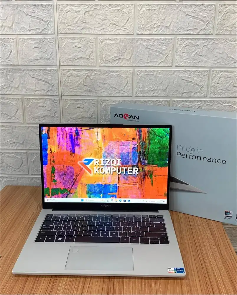 Advan Workplus 1701 Processor Intel Core i5-12600H Ram 24GB SSD 512GB