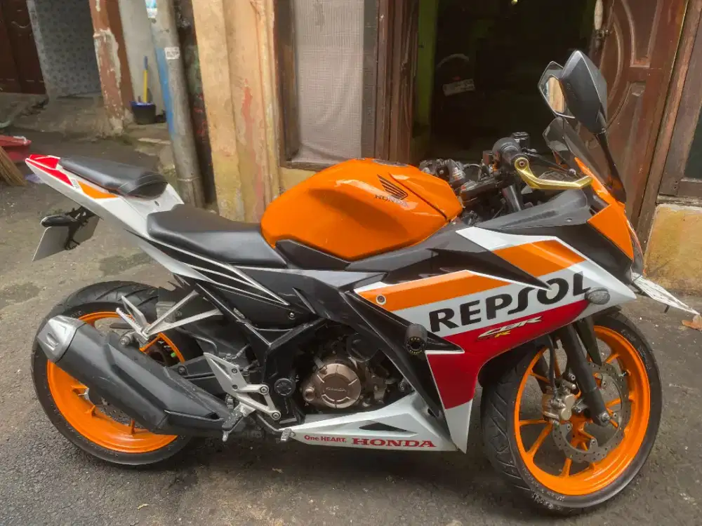 HONDA CBR 150 R REPSOL 2019