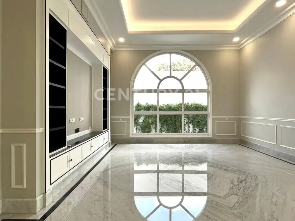 Rumah Mewah Dengan Bangunan Baru Di Menteng