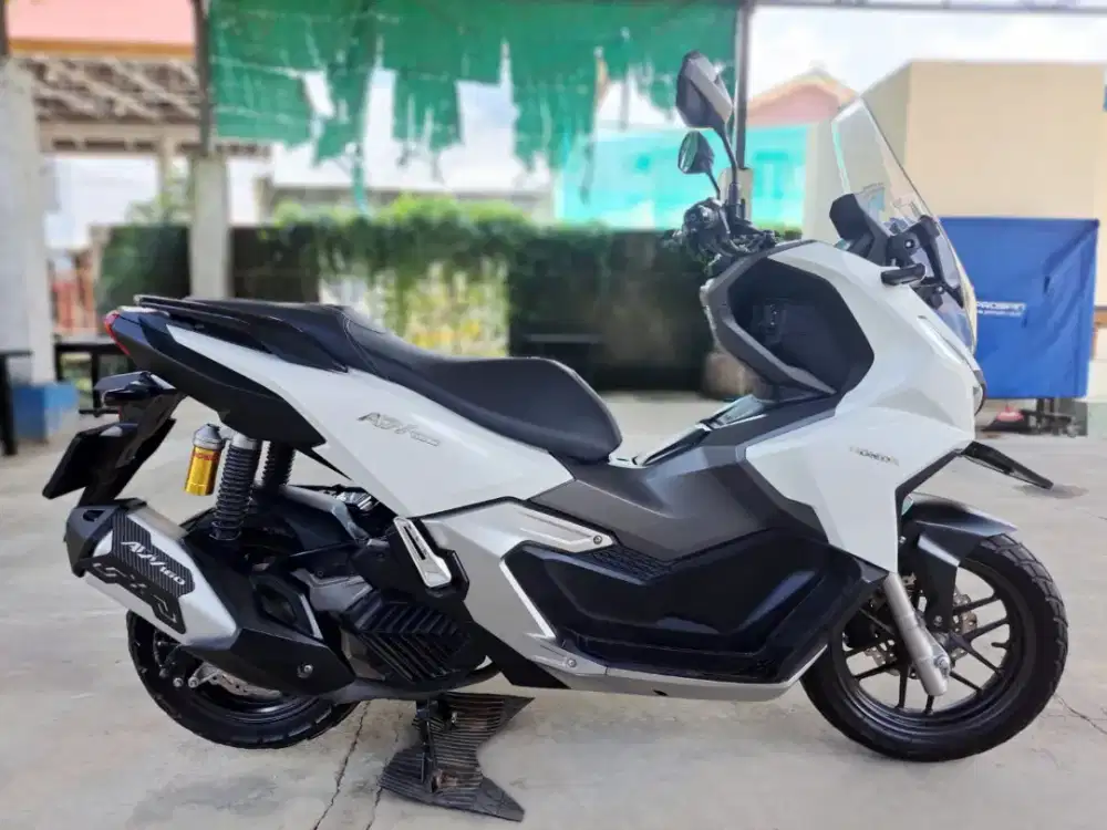 ADV 16O CBS 2023 km Rendah mulus