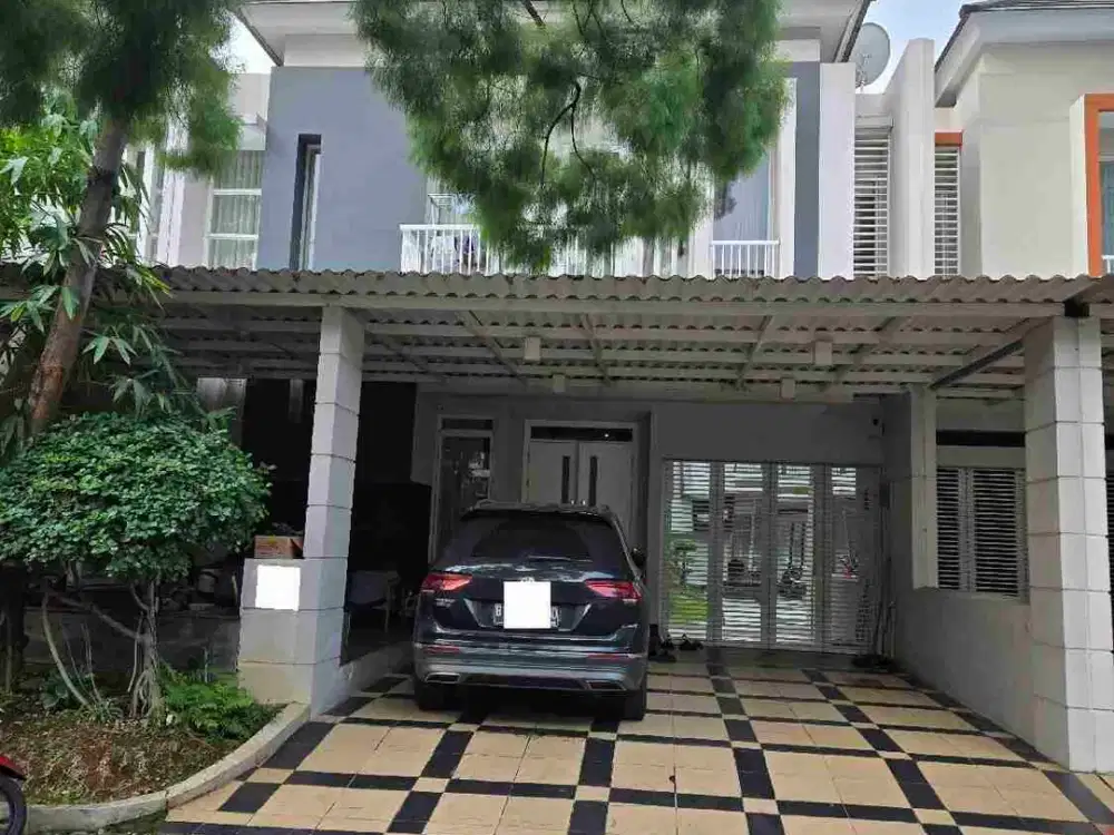 Rumah Mewah dekat Club House Maple Summarecon Bekasi