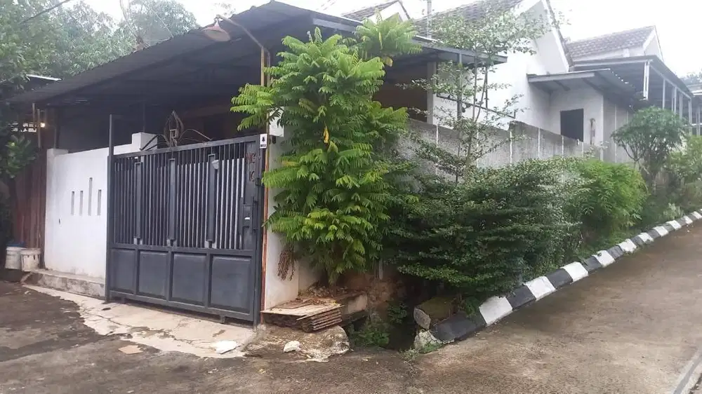 Rumah Dijual atau Disewakan, Full Renovasi siap Pakai 2 KT dan 1 KM