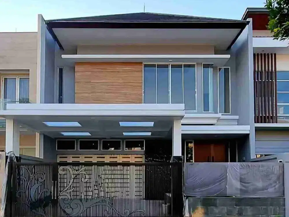 Jual Rumah Baru San Antonio Pakuwon City Dekat Pakuwon City Mall, Berbagai Kampus Ternama (ITS, Unika Widya Mandala, UNAIR), RS Mitra Keluarga, Sekolah Gloria, Dan Memiliki Akses Mudah Ke Bandara Juanda Serta Stasiun Kereta Api Melalui Tol