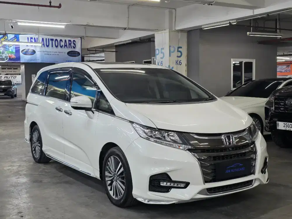 HONDA ODYSSEY AT CVT 2.4 2020 PUTIH