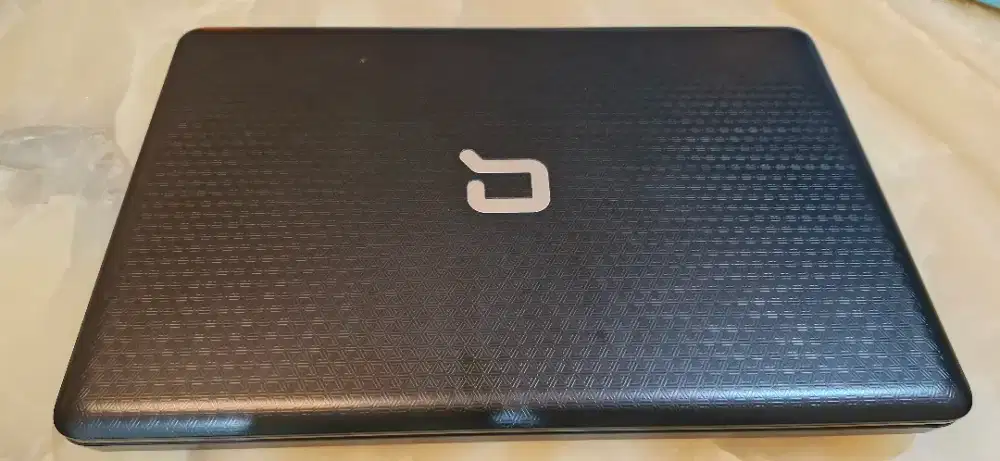 Komputer Laptop Compaq core i3 3gb