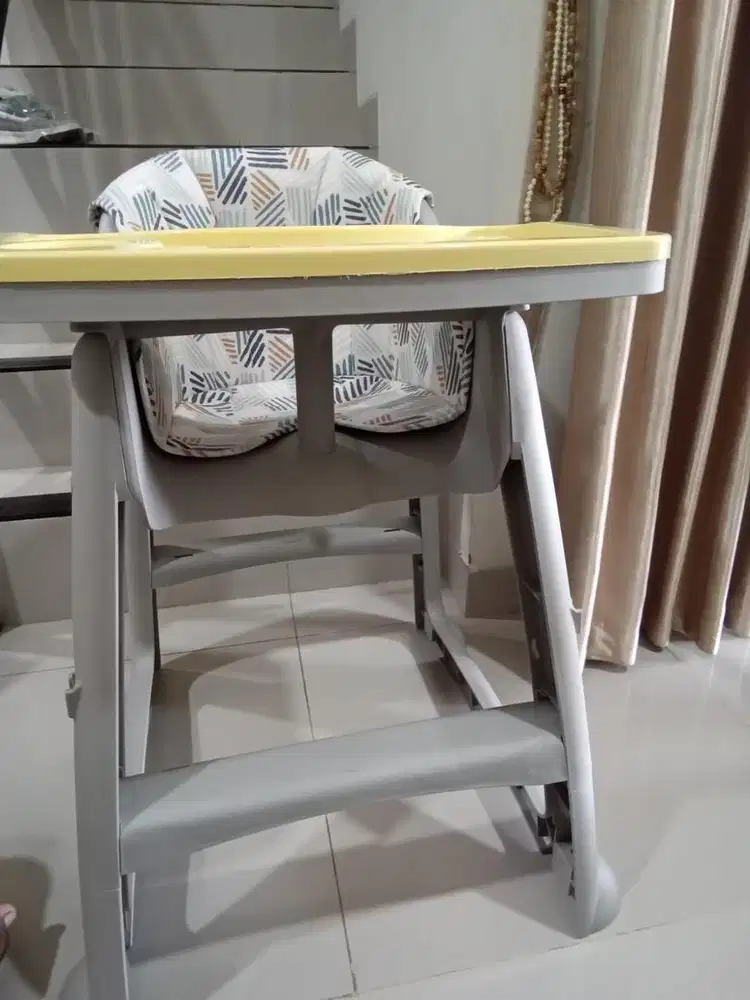 Kursi Makan Bayi Tempat duduk makan bayi