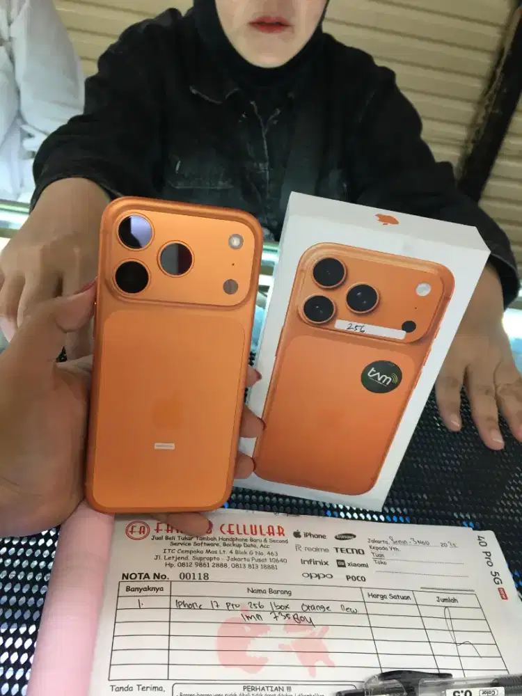 BNIB iPhone 17 pro 256 cosmic iBox TAM