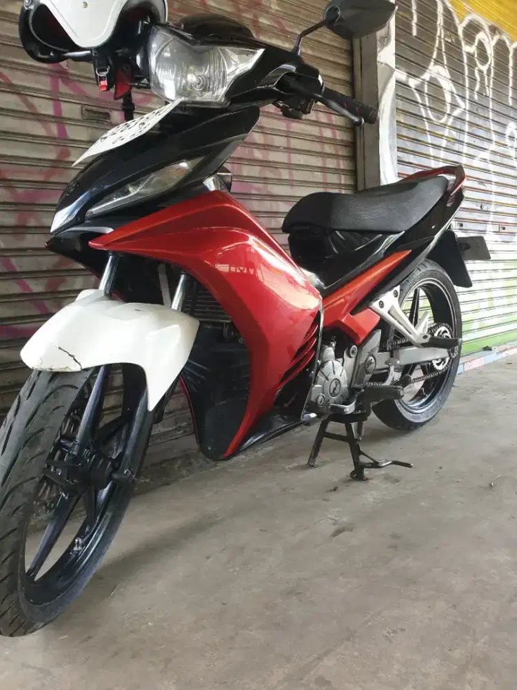 Motor jupiter new 135 cc thn 2012 masih gres std nyaman dipakei