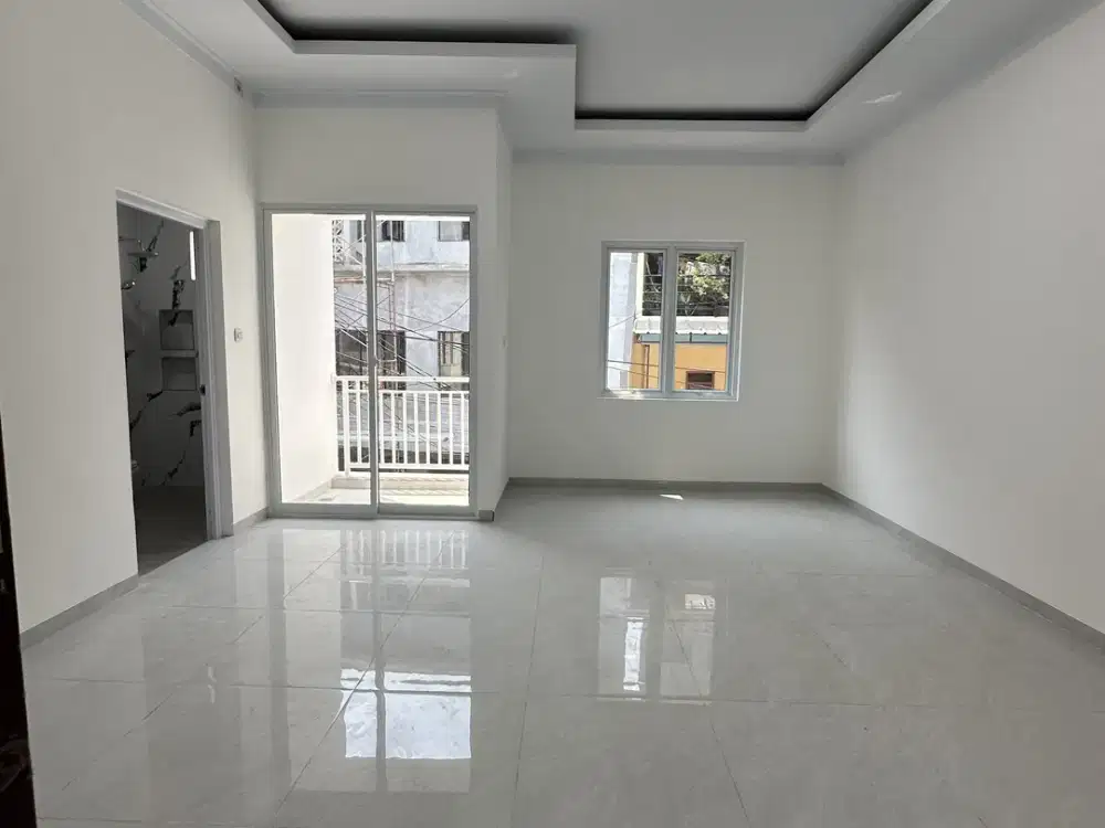 RUMAH BARU .Rumah di Duri Kepa, bebas banjir