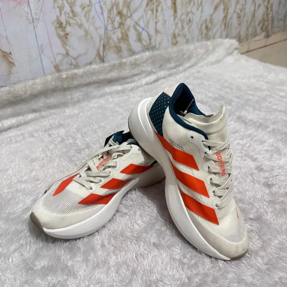 Sepatu Adidas Adizero Lightstrike Pro