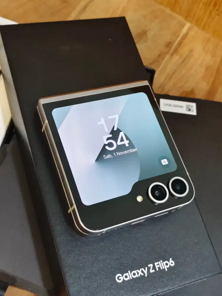 Samsung Z Flip 6 12/512 second resmi des 2025