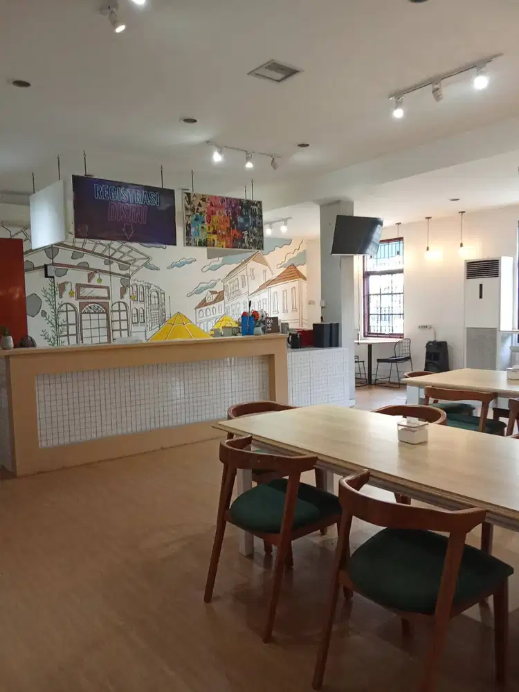 Disewakan Cafe Trafic By pass Jakarta Timur