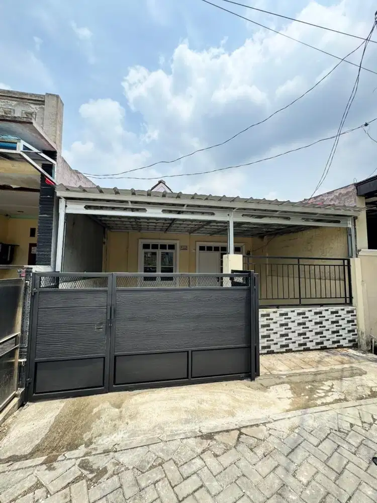 DI KONTRAKAN RUMAH SIAP HUNI DI PERMATA TANGERANG REGENCY 2 BEBAS BANJ