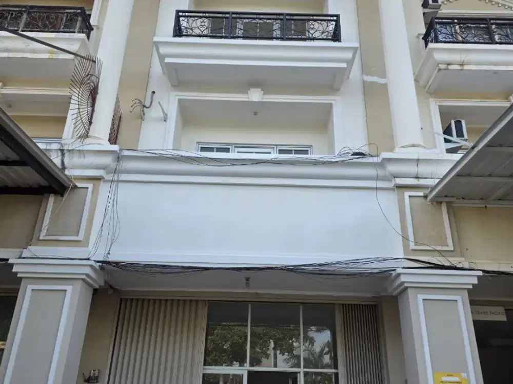 Disewakan Ruko Harapan Indah Bekasi lokasi premium dan Ramai